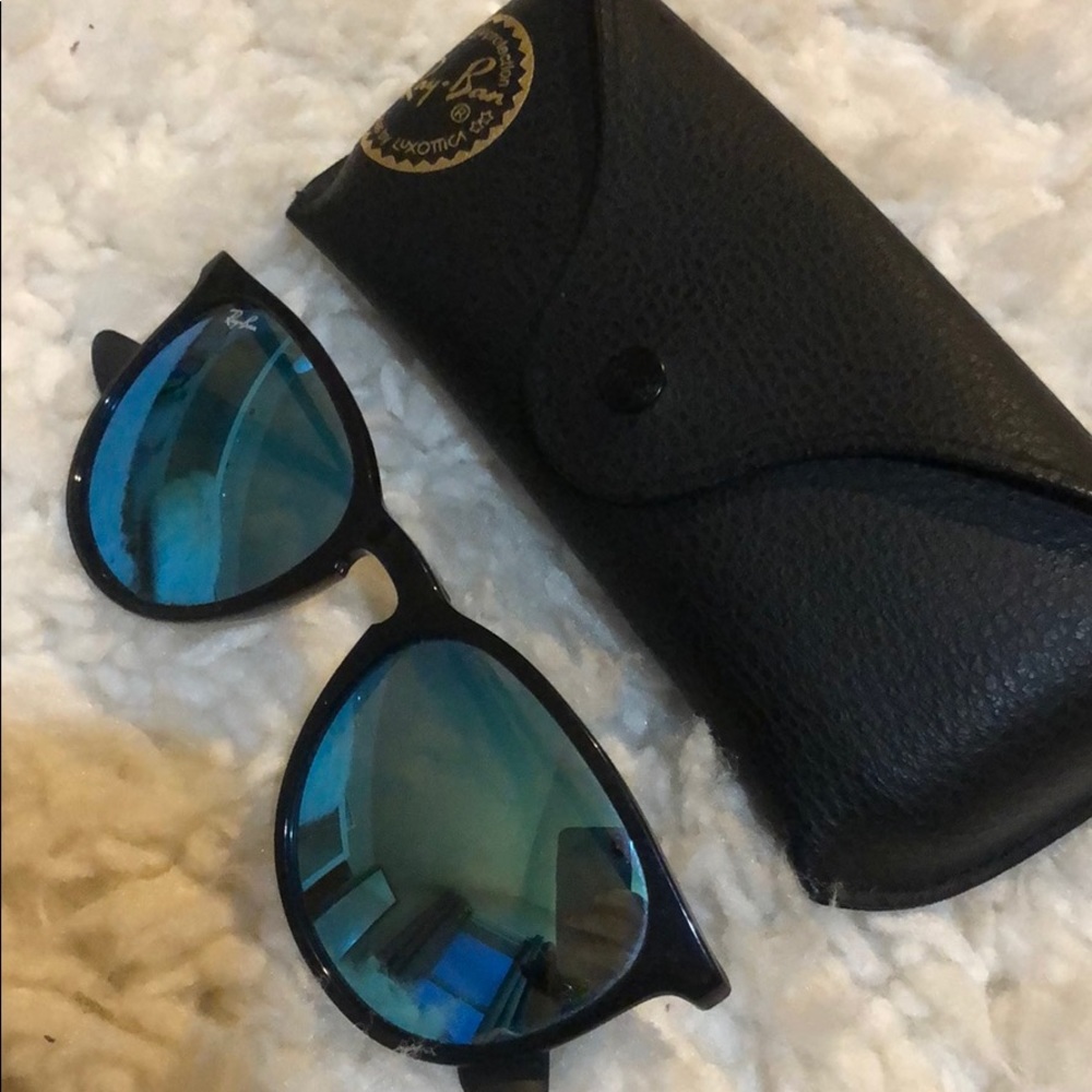 RAY BANS - Blue Mirrored Erica Sunglasses
